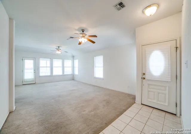 Photo 3 of Sale Pending at 121 Mesa Del Sol, Kerrville, TX 78028 | MLS# 1862851 | Listing updated on 2025-11-14