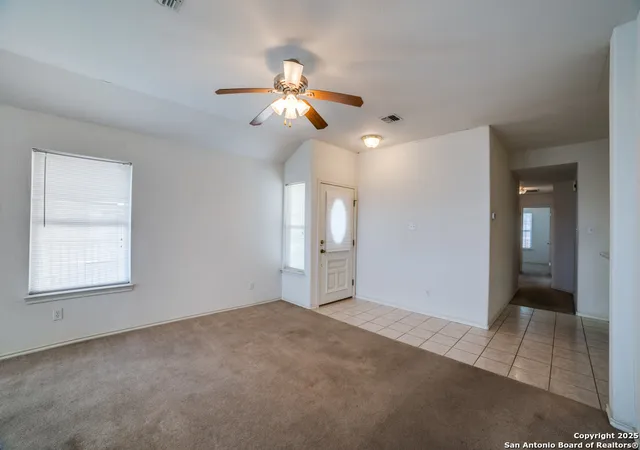 Photo 4 of Sale Pending at 121 Mesa Del Sol, Kerrville, TX 78028 | MLS# 1862851 | Listing updated on 2025-11-14