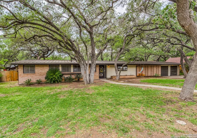 Photo 1 of Sale Pending at 113 Sunflower, San Antonio, TX 78213 | MLS# 1862942 | Listing updated on 2026-01-30