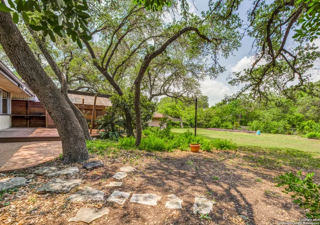 Photo 2 of Sale Pending at 113 Sunflower, San Antonio, TX 78213 | MLS# 1862942 | Listing updated on 2026-01-30