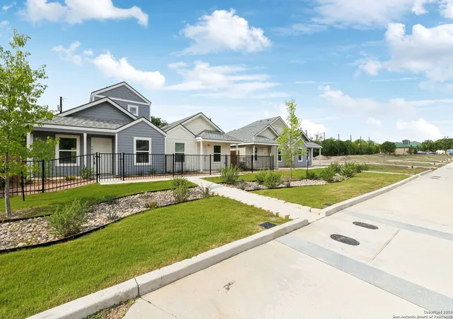 Photo 1 of Single family home for sale at 2910 Martin Luther King, San Antonio, TX 78220 | MLS# 1862964 | Listing updated on 2026-08-04