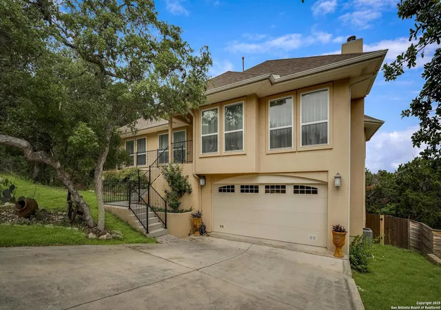 4th image of 16812 Fox Ridge, Helotes, TX 78023 | MLS# 1863023