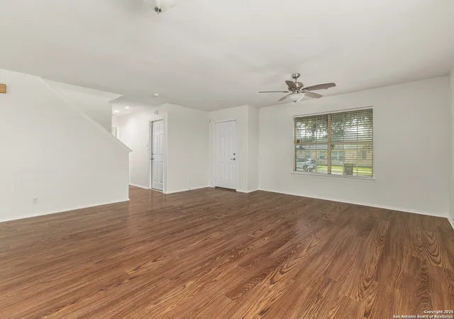 Photo 4 of Sale Pending at 3417 Whisper Mnr, Schertz, TX 78108 | MLS# 1863189 | Listing updated on 2025-10-04