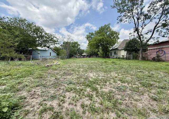 Photo 3 of Land for sale at 622 Martin Luther King Dr, San Antonio, TX 78203 | MLS# 1863333 | Listing updated on 2026-08-28