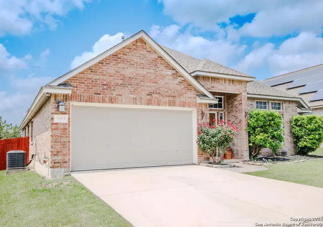 Photo 3 of Single family home for sale at 26923 Trinity Heights, San Antonio, TX 78261 | MLS# 1863516 | Listing updated on 2025-07-15