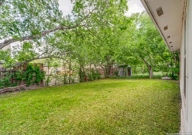 27th image of 8215 Lazy Creek, San Antonio, TX 78242 | MLS# 1863557