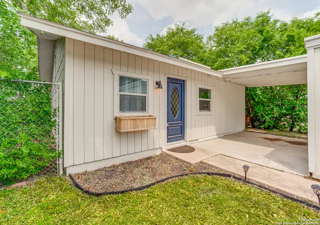 Photo 3 of Sale Pending at 8215 Lazy Crk, San Antonio, TX 78242 | MLS# 1863557 | Listing updated on 2025-12-16