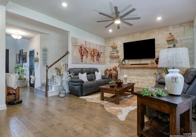 Photo 1 of Single family home for sale at 1531 Esser Crossing, New Braunfels, TX 78132 | MLS# 1863623 | Listing updated on 2025-11-28