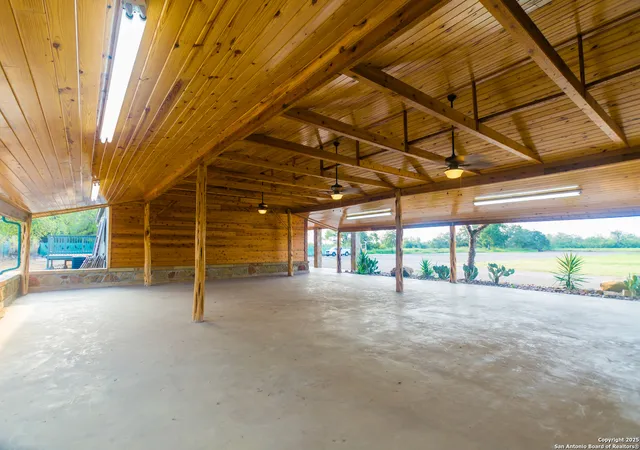 3rd image of 20250 Interstate 35 S, Lytle, TX 78052 | MLS# 1863636