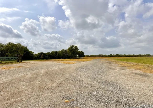 5th image of 20250 Interstate 35 S, Lytle, TX 78052 | MLS# 1863636