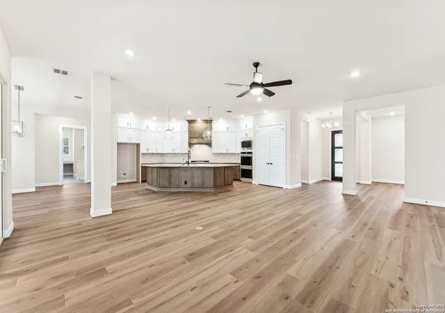 2nd image of 139 Christian St, Castroville, TX 78009 | MLS# 1863637
