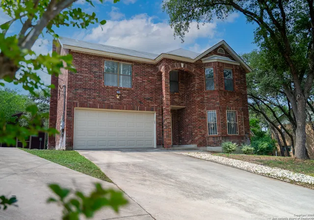 Photo 3 of Sale Pending at 1903 Copperfield, San Antonio, TX 78251 | MLS# 1863646 | Listing updated on 2025-09-16