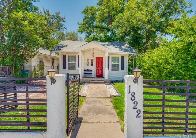 1st image of 1822 W Woodlawn, San Antonio, TX 78201 | MLS# 1863698