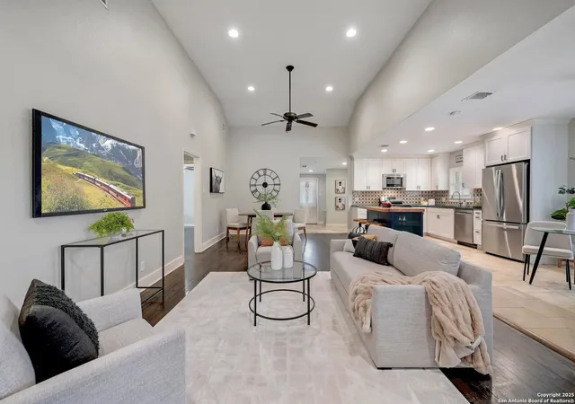 2nd image of 522 E Huisache, San Antonio, TX 78212 | MLS# 1863744