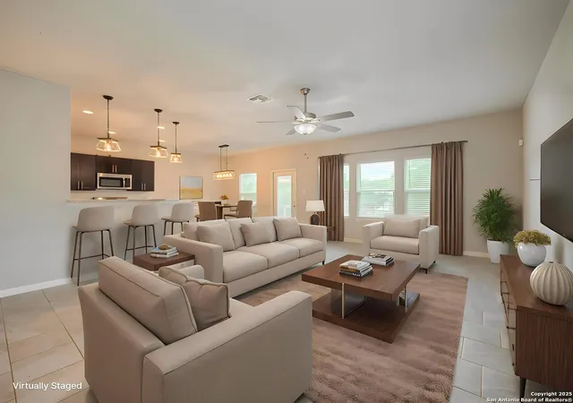 Photo 3 of Sale Pending at 120 Lakeview Ct, Spring Branch, TX 78070 | MLS# 1863799 | Listing updated on 2025-10-09