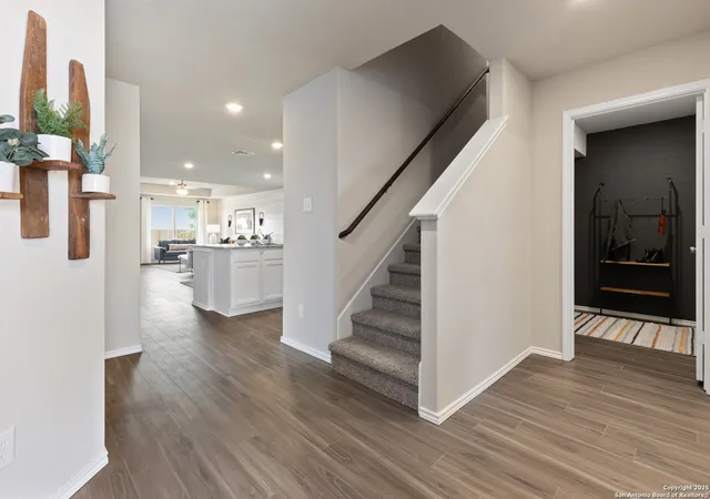 Photo 3 of Sale Pending at 148 Duck Trail, San Antonio, TX 78245 | MLS# 1863823 | Listing updated on 2025-07-15