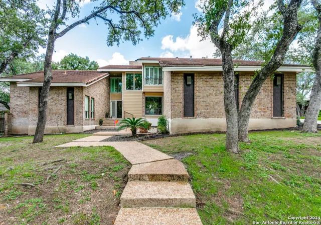 Photo 3 of Single family home for sale at 12543 Elm Manor St, San Antonio, TX 78230 | MLS# 1863833 | Listing updated on 2026-01-30