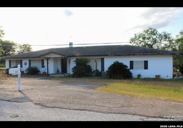 Photo 2 of Single family home for sale at 102 Holman, Lake City, TX 78368 | MLS# 1863905 | Listing updated on 2026-09-12