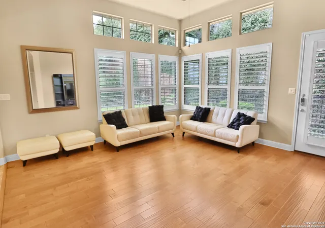 Photo 4 of Condo for sale at 8250 Cruiseship Bay #UNIT 801, San Antonio, TX 78255 | MLS# 1864085 | Listing updated on 2025-05-16