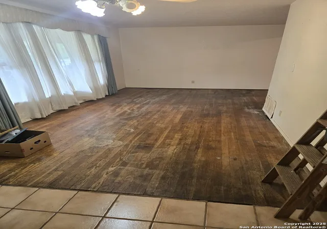 2nd image of 139 Savannah, San Antonio, TX 78213 | MLS# 1864115