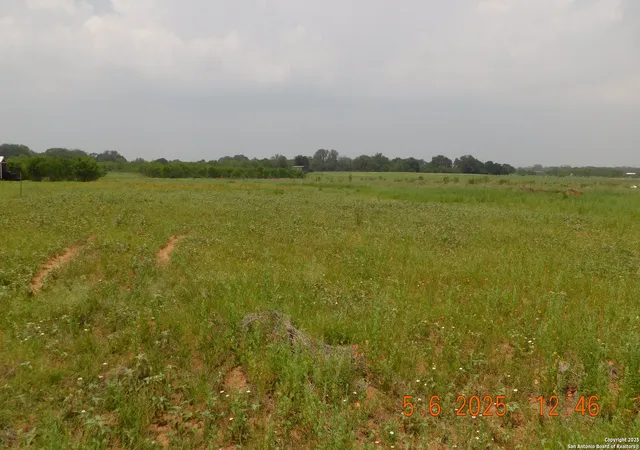 4th image of 238 E Ditto Rd E Ditto Road, Poteet, TX 78065 | MLS# 1864375