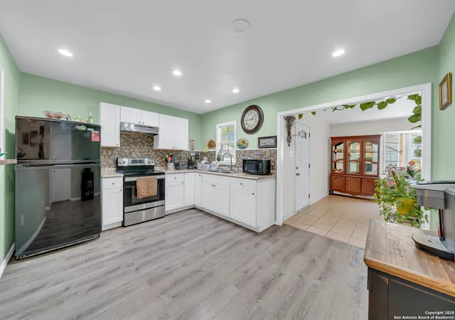 Photo 4 of Single family home for sale at 5118 War Cloud, San Antonio, TX 78242 | MLS# 1864437 | Listing updated on 2025-08-29
