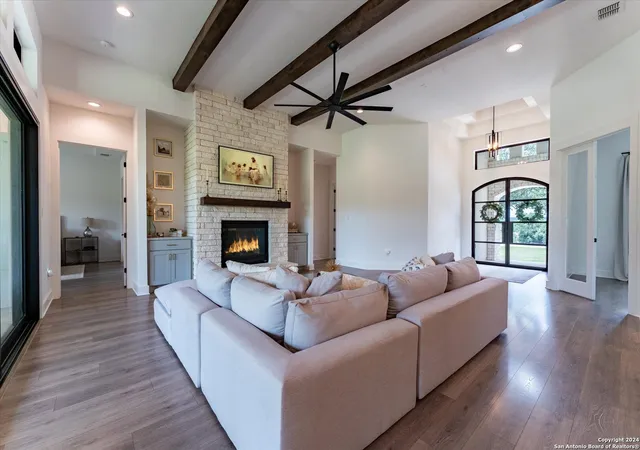 Photo 3 of Single family home for sale at 435 Arthur Court, Spring Branch, TX 78070 | MLS# 1864438 | Listing updated on 2025-10-19
