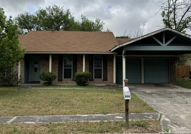 Photo 3 of Sale Pending at 6614 Shady Lake, San Antonio, TX 78244 | MLS# 1864471 | Listing updated on 2025-08-26