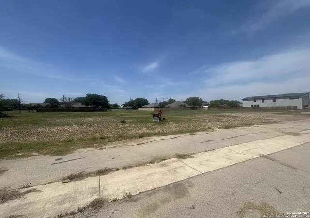 4th image of 3 Utopia, Selma, TX 78154 | MLS# 1864574