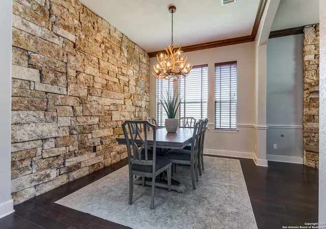 Photo 3 of Sale Pending at 8826 Falcon Pl, San Antonio, TX 78256 | MLS# 1864647 | Listing updated on 2025-09-15