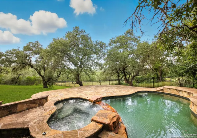 Photo 2 of Mansion for sale at 615 Sentry Hill, San Antonio, TX 78260 | MLS# 1864678 | Listing updated on 2025-12-12