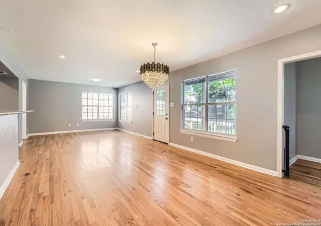 3rd image of 511 W Lynwood Ave, San Antonio, TX 78212 | MLS# 1864695