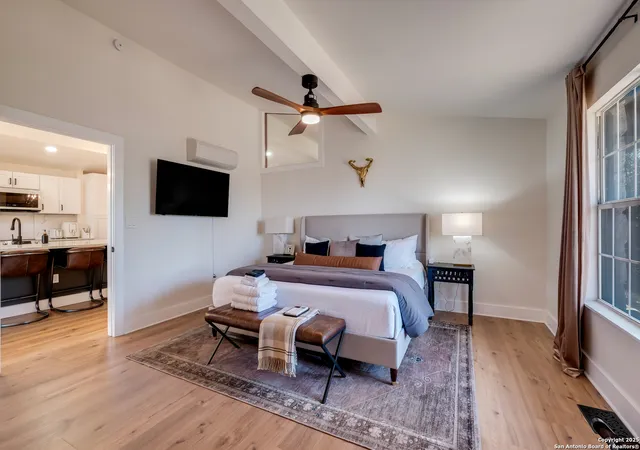 Photo 4 of Sale Pending at 5a Rolling Acres Rd, Boerne, TX 78006 | MLS# 1864791 | Listing updated on 2025-11-24