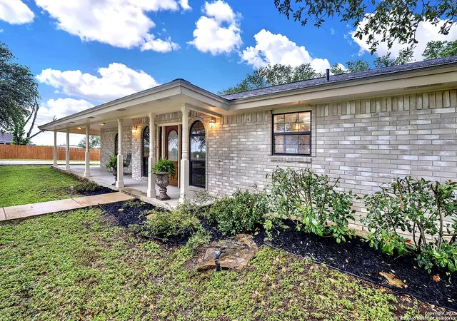 Photo 4 of Sale Pending at 605 N & 630 N Graytown, Saint Hedwig, TX 78152 | MLS# 1864813 | Listing updated on 2025-10-16