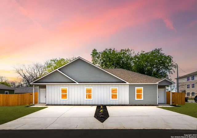Multi family home for sale at 609-611 Hudson St, Seguin, TX 78155 | MLS# 1865020