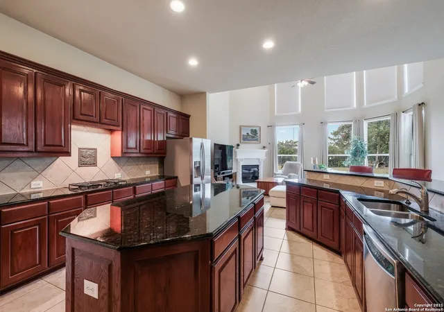 Photo 4 of Single family home for sale at 18211 Branson Falls, San Antonio, TX 78255 | MLS# 1865044 | Listing updated on 2025-11-23