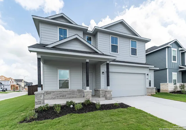 2nd image of 1240 Sweden, Seguin, TX 78155 | MLS# 1865045