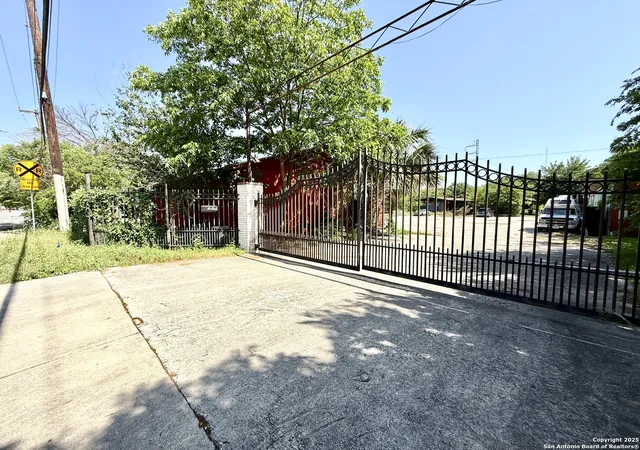 5th image of 1010 W Ashby Pl, San Antonio, TX 78212 | MLS# 1865190