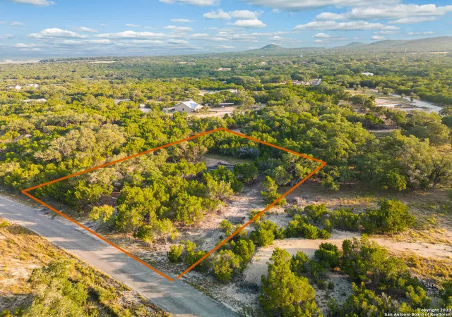 2nd image of 818 Goat Hill, Lakehills, TX 78063 | MLS# 1865227