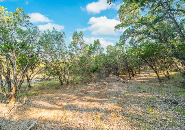 10th image of 818 Goat Hill, Lakehills, TX 78063 | MLS# 1865227