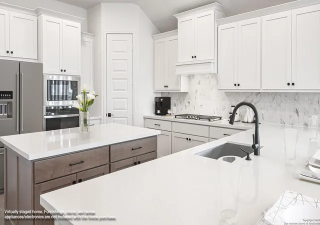 Photo 2 of Sale Pending at 336 Alpine Lakes, San Marcos, TX 78666 | MLS# 1865246 | Listing updated on 2025-11-11