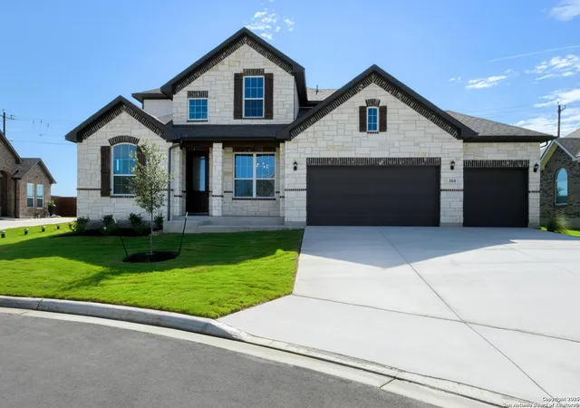 Photo 3 of Sale Pending at 164 Annette Dr, Castroville, TX 78253 | MLS# 1865285 | Listing updated on 2025-10-06