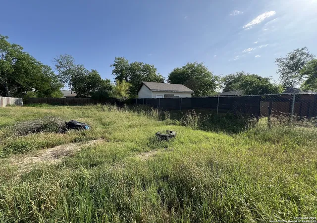 Photo 2 of Land for sale at 117 Ardmore St, San Antonio, TX 78237 | MLS# 1865368 | Listing updated on 2026-06-23