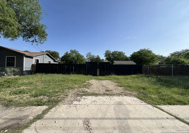 Photo 1 of Land for sale at 117 Ardmore St, San Antonio, TX 78237 | MLS# 1865368 | Listing updated on 2026-06-23