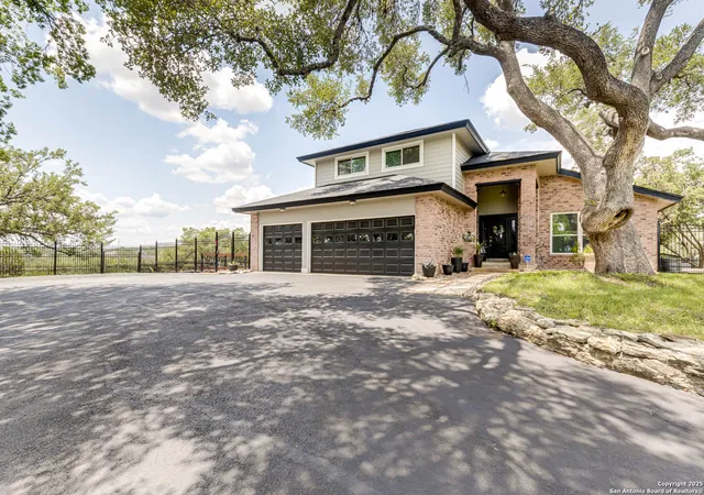 Photo 1 of Sale Pending at 28426 Quadrille Ln, Boerne, TX 78015 | MLS# 1865602 | Listing updated on 2025-11-03