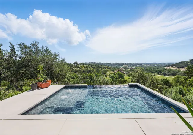 Photo 4 of Sale Pending at 191 Crane Cir, Spring Branch, TX 78070 | MLS# 1865646 | Listing updated on 2026-03-25