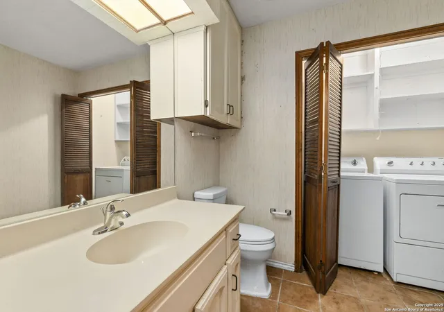 Photo 3 of Sale Pending at 11421 Mission Tr, San Antonio, TX 78230 | MLS# 1865706 | Listing updated on 2025-11-19