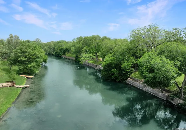4th image of 1049 River Terrace, New Braunfels, TX 78130 | MLS# 1865758