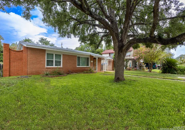 2nd image of 230 Ravenhill, San Antonio, TX 78214 | MLS# 1865763