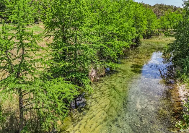 4th image of 101 Betty Dr, Bandera, TX 78003 | MLS# 1865846